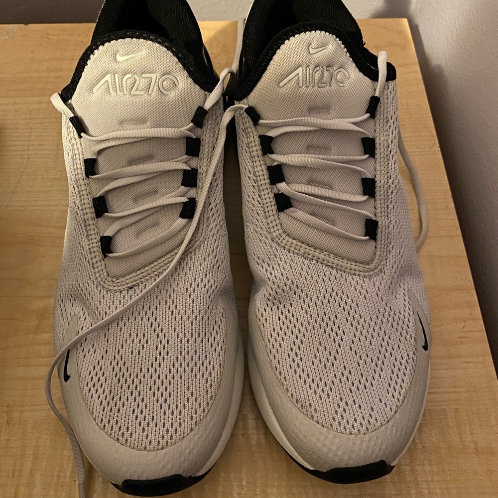 Air maxes